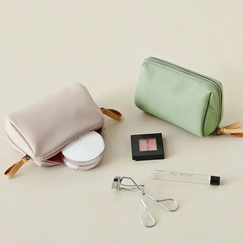 Waterproof Nylon Makeup Organizer Bag